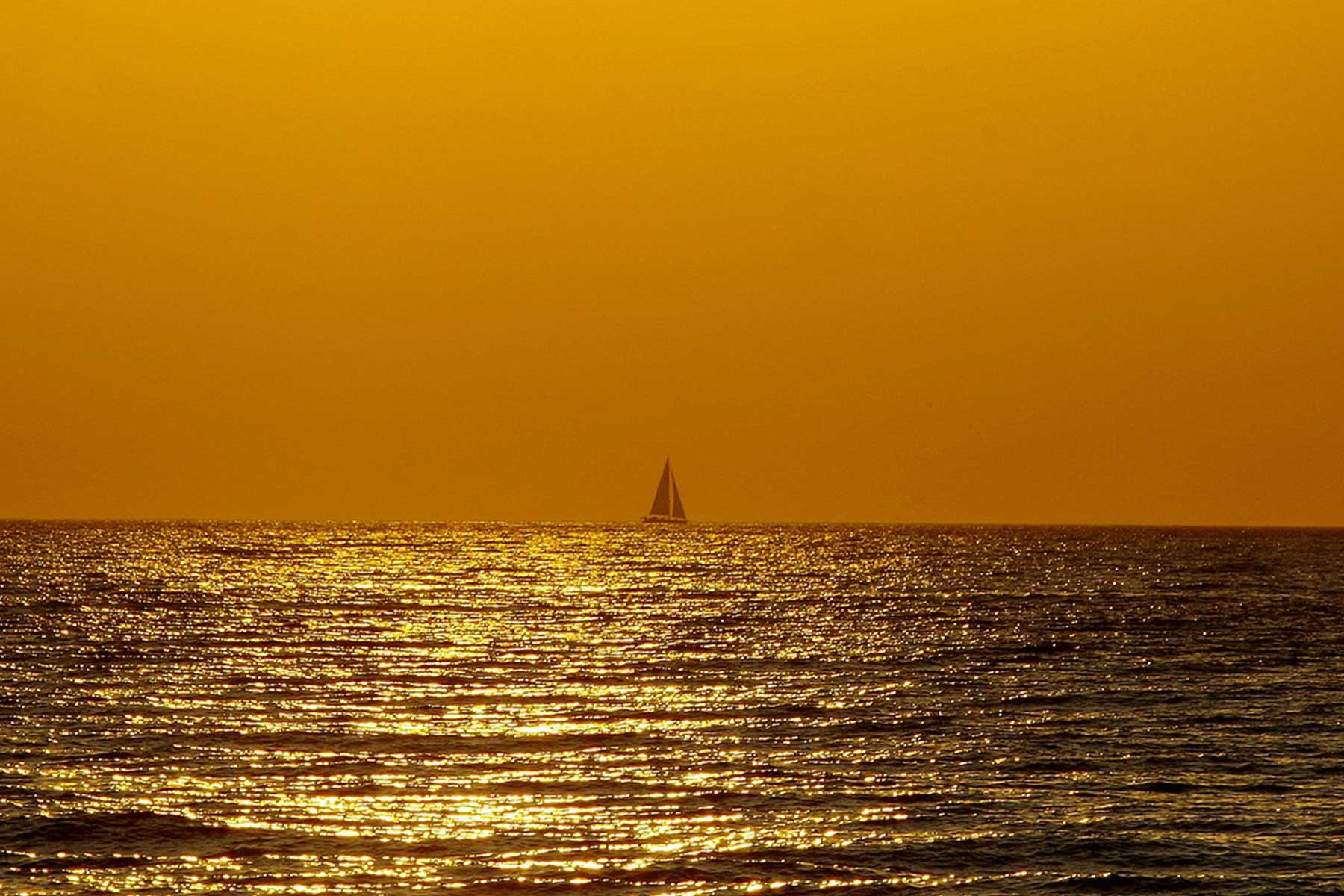 santorini360tours catamaran sunset 3333